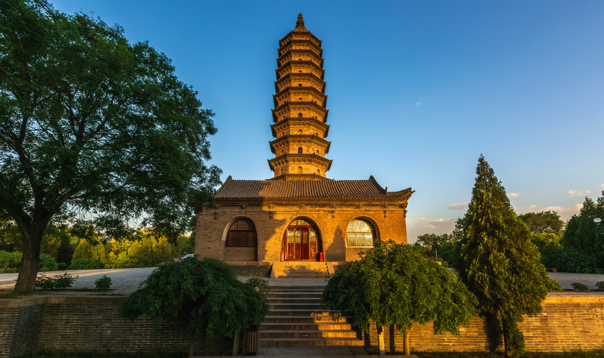 中国山西太原市双塔寺景区风光2020年6月3日太原双塔寺景区三晋名刹