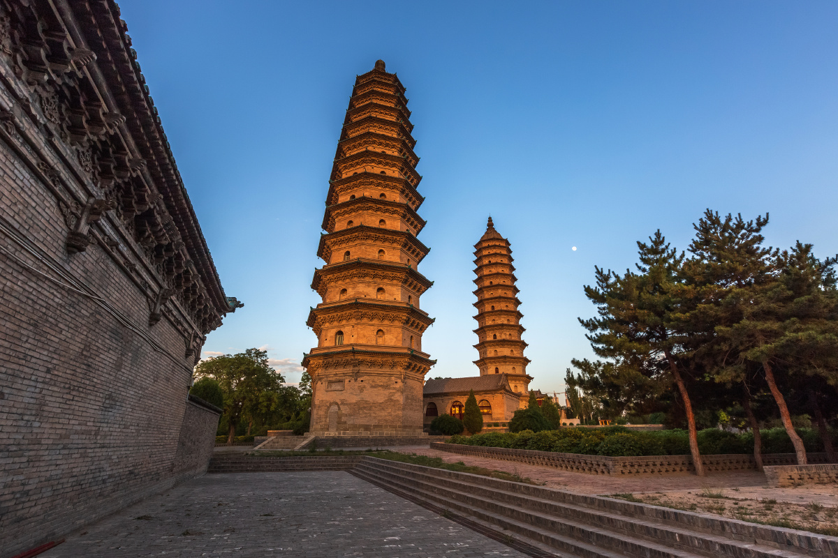 中国山西太原市双塔寺景区风光2020年6月3日太原双塔寺景区三晋名刹