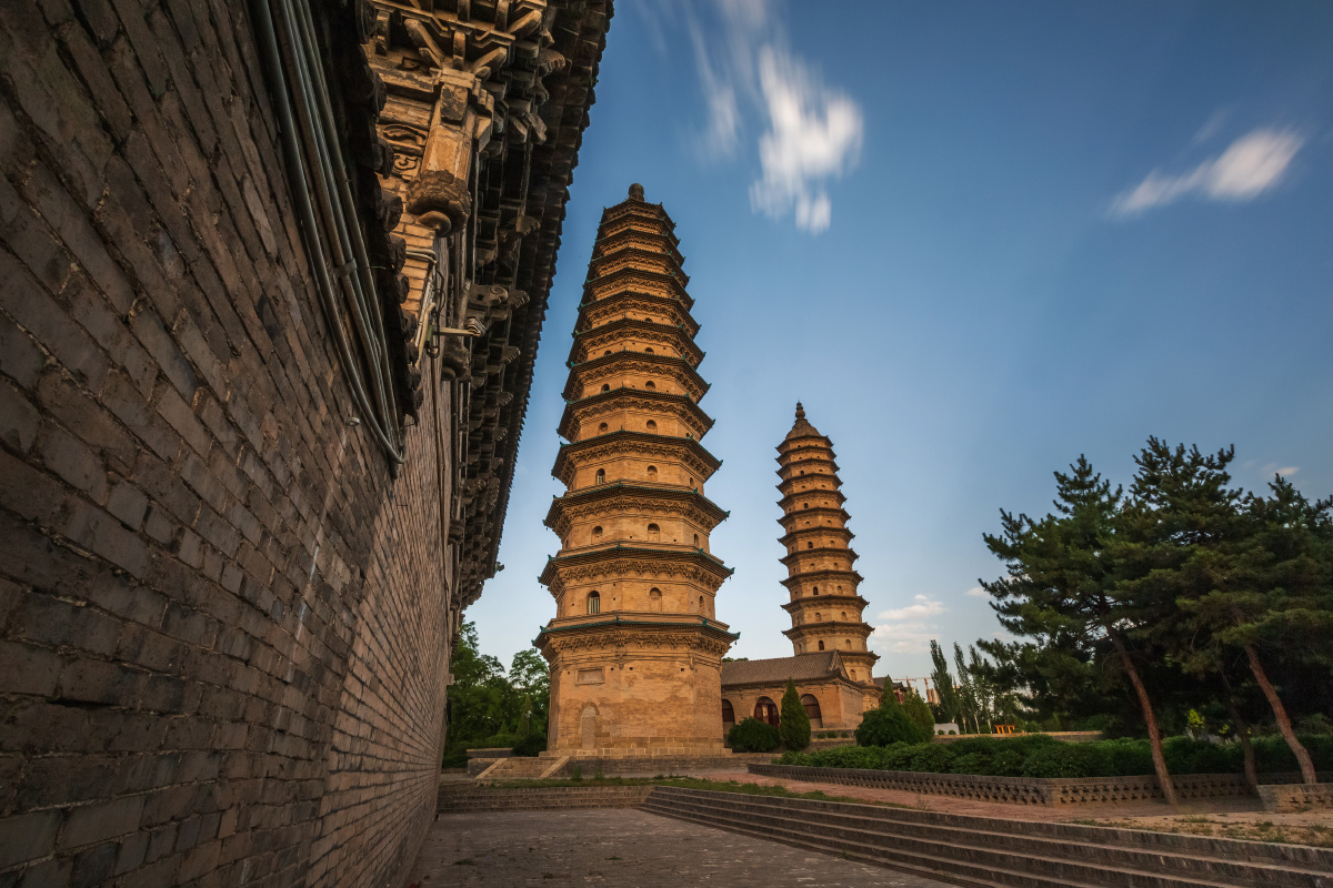 中国山西太原市双塔寺景区风光2020年6月3日,太原双塔寺景区 ;三晋