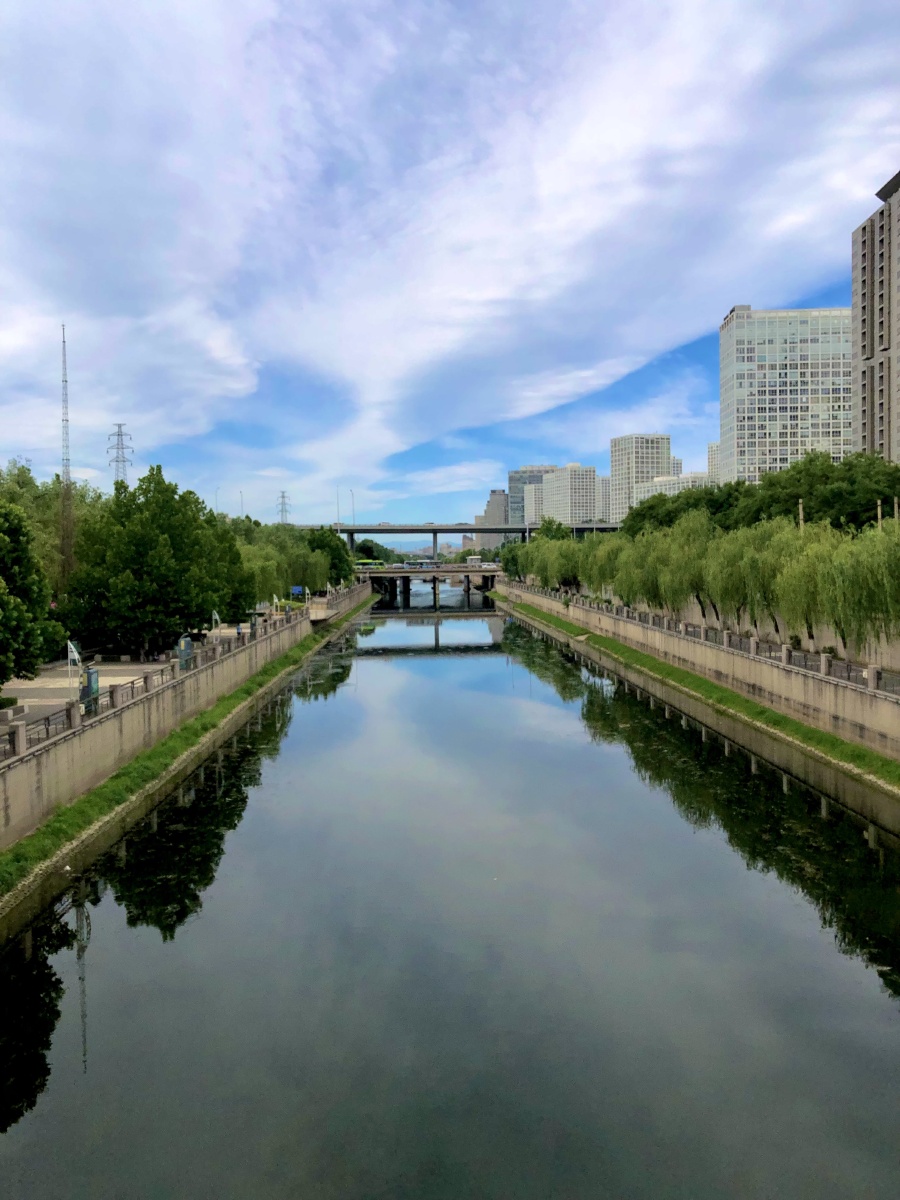 北京通惠河公园反射桥梁湖泊运河水域建筑日光城市树1/136黑妮梓2021