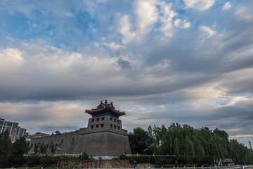 C1652862-D423-45C3-AC9B-41D6C6E803D8/L0/001