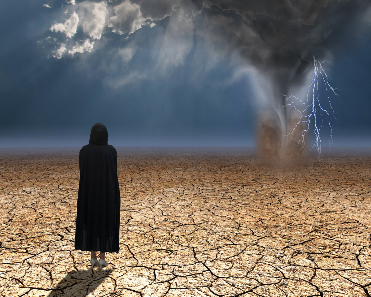 照片为后期创意作品,表现了人类与灾难之间的距离轩辕傲风关注