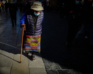 92769DBE-697D-4639-BDE9-2BA4F8549901/L0/001