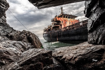 faye1A3A6274-HDR-1