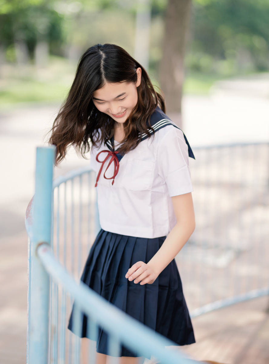 在废弃的少年宫游乐园寻求青春的活力又有何不可|少女胶片日杂风