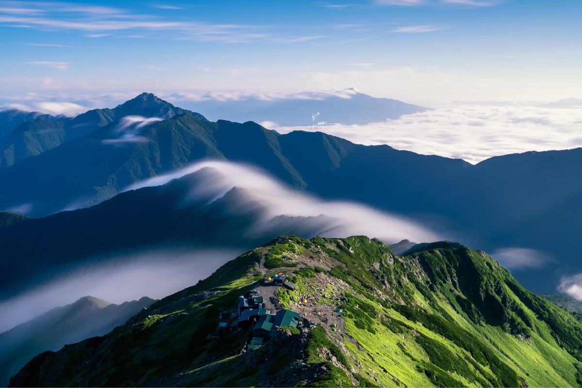 北岳山小屋