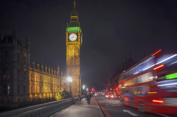 活力青春-这是在特洛伊古城木马上拍摄的我们旅行团富有朝气的年轻人