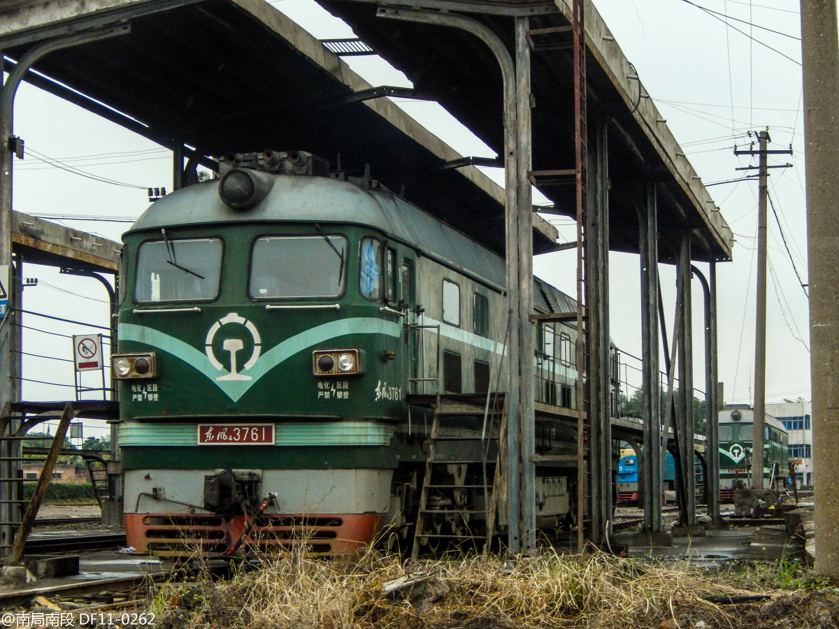 配属广铁三段的df4b们