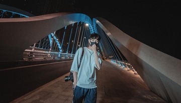 001