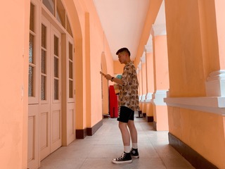 001