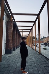 001