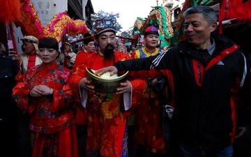 大年初五河坊街金猴送福喜迎财神1