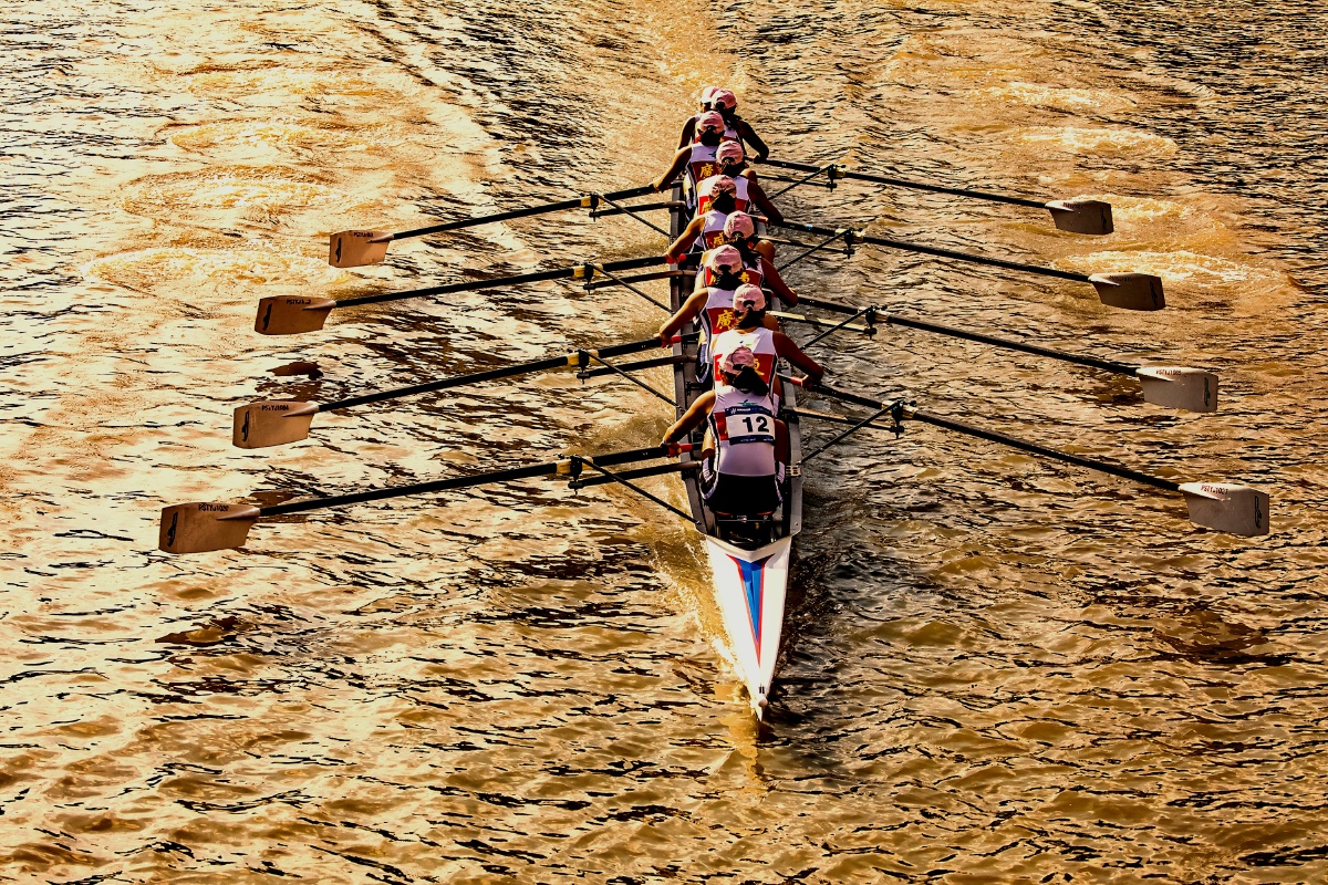 苏州河赛艇上海打造城市景观赛事新名片