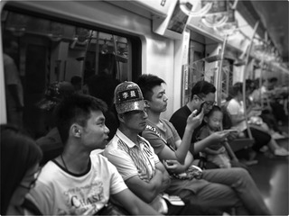 《標籤》