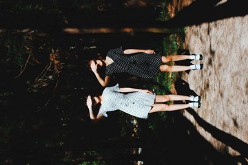 001