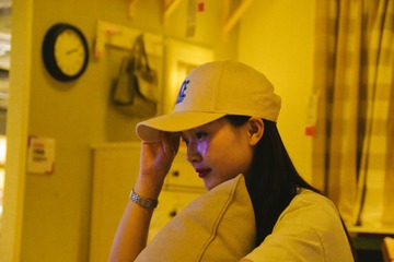 001