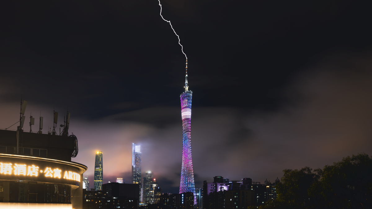 雷击广州塔