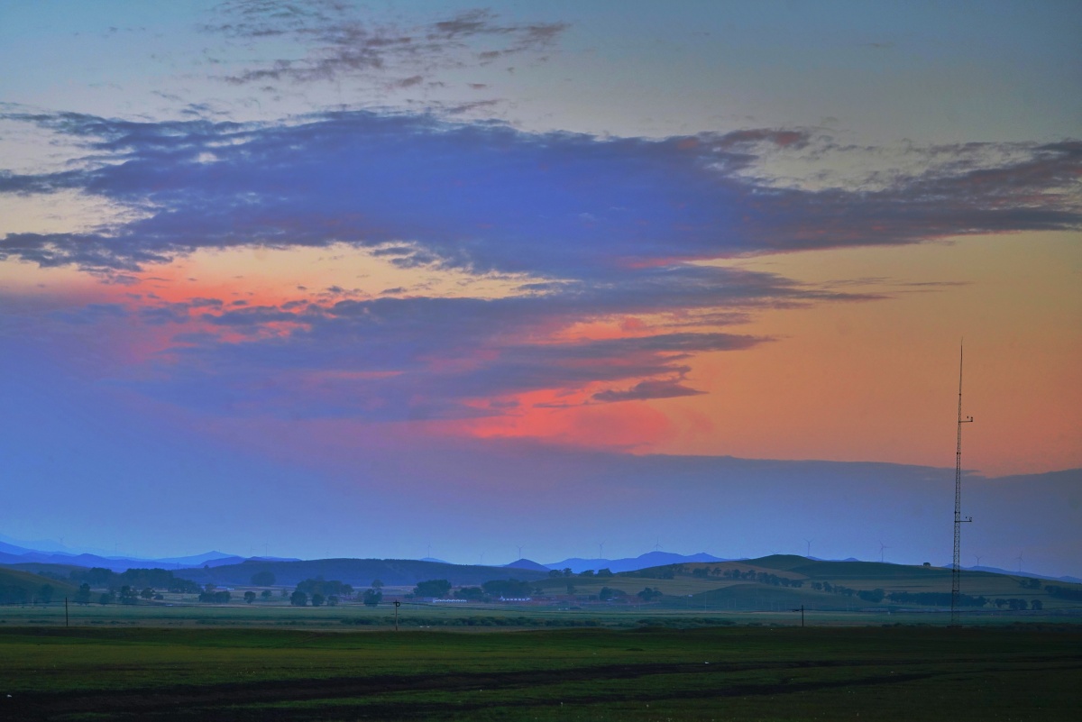草原晚霞