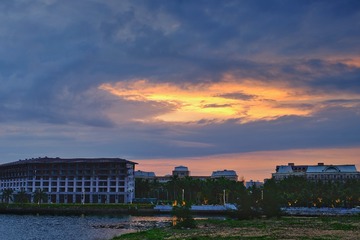 B9380F67-ED64-4ECE-8A19-09B7689E4B7D/L0/001