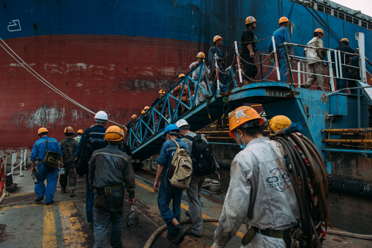 黄埔港的修船工