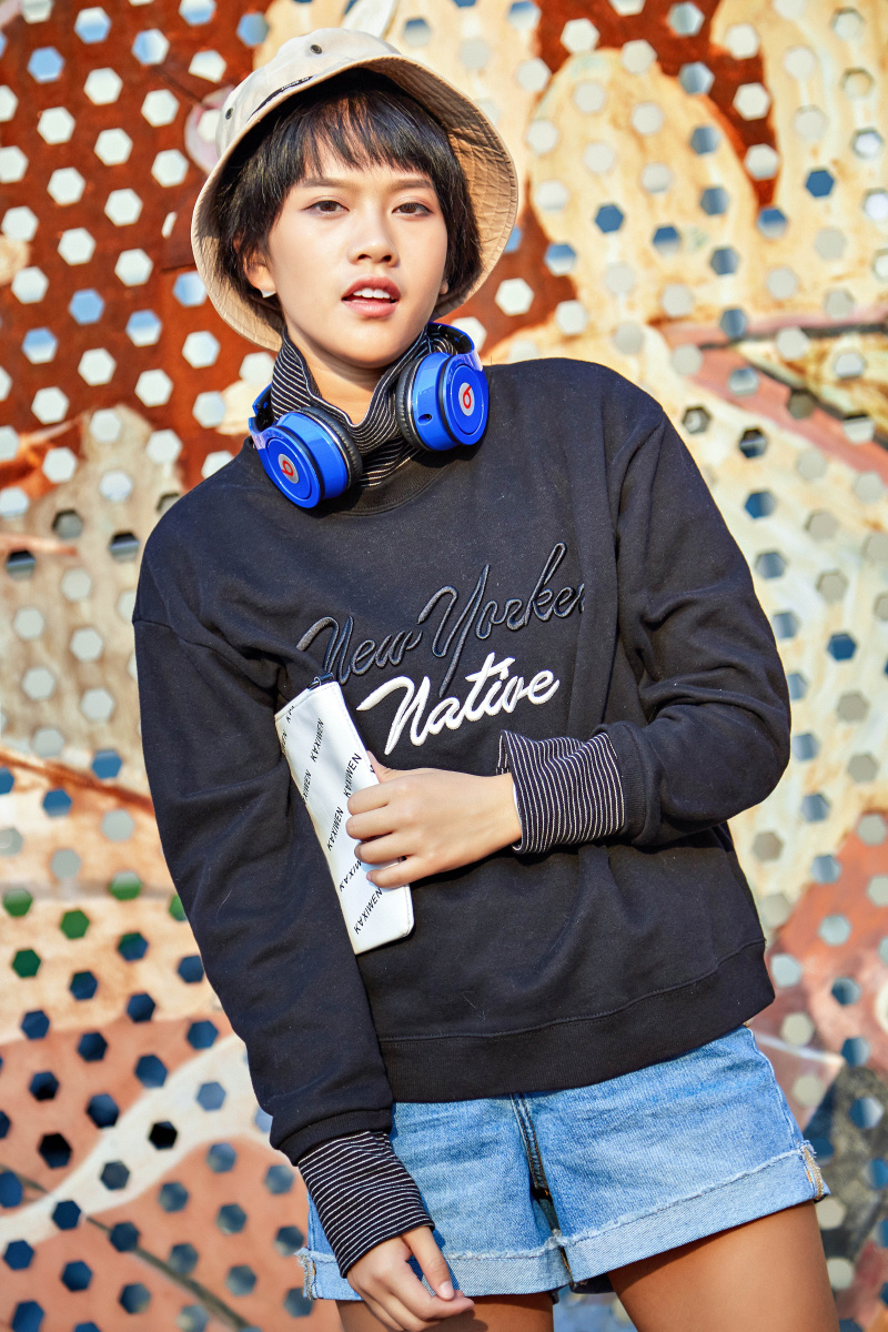 轻暗黑酷潮风格拍摄