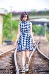 001