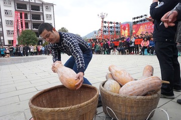 最美乡村—新春联欢04