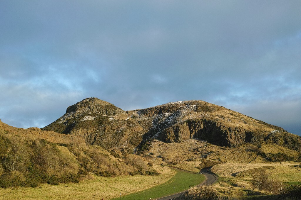 Holyrood Park (相机一直没有设置日期, 日期显示有误)
