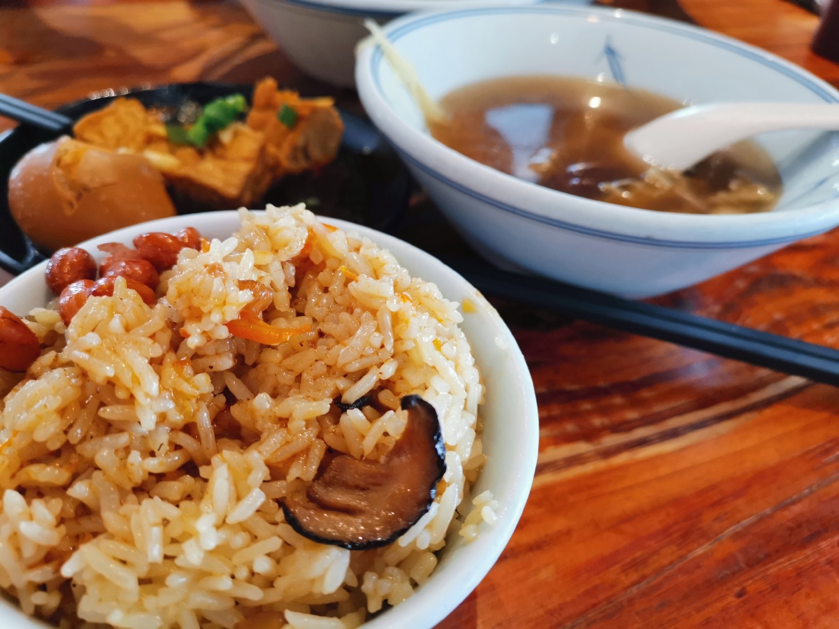 到晋江吃的最多的一家牛肉店咸饭很闽南味