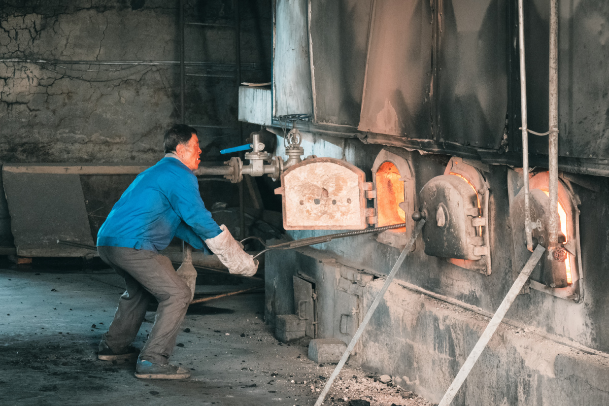 烧锅炉的老大爷