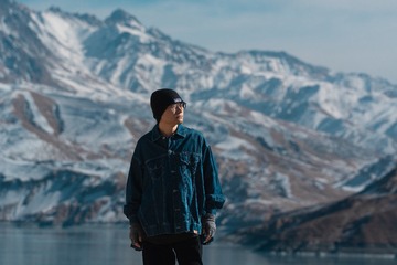 001