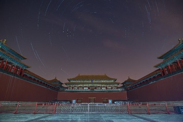 午夜宫门
