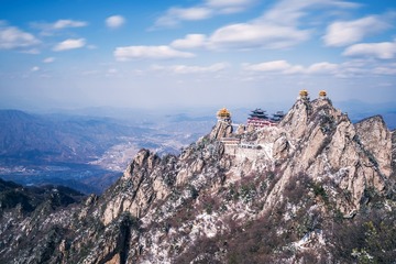 天上人间