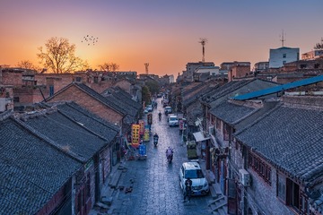 落日熔城
