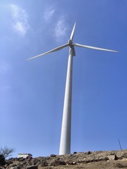 607231