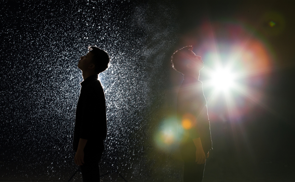 伤心绝望的时候不要忘了内心另一个阳光向上的自我,他会一直陪伴在你