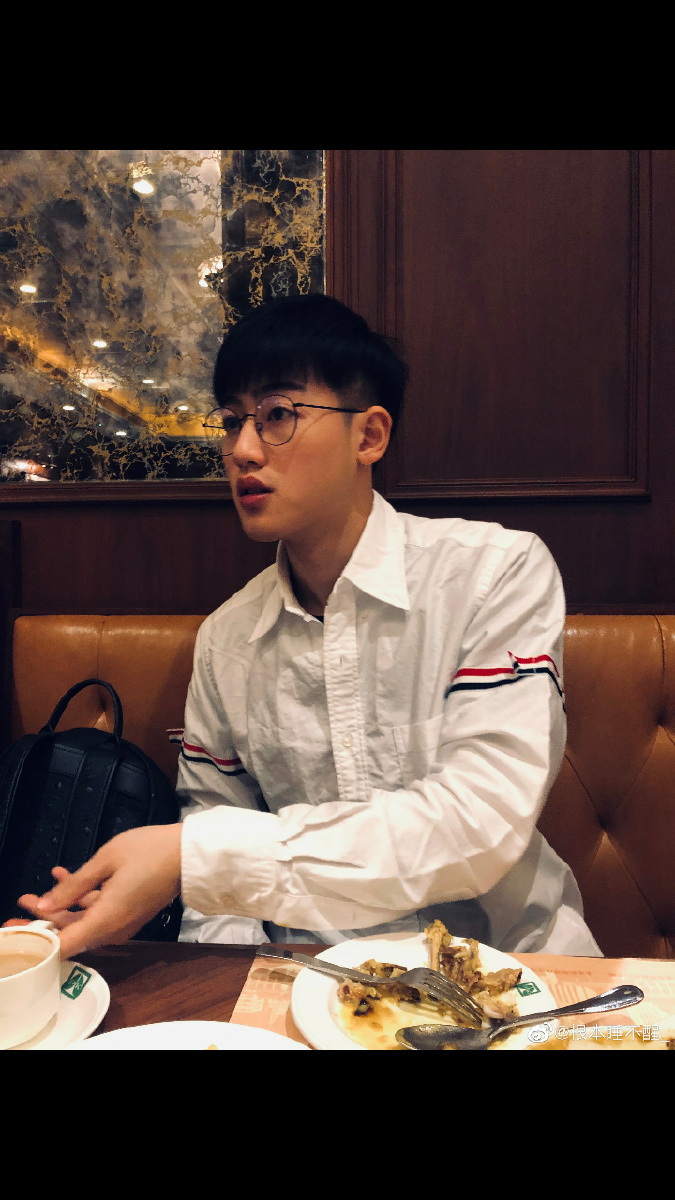 柳任柳任 - 沈一言 - 图虫