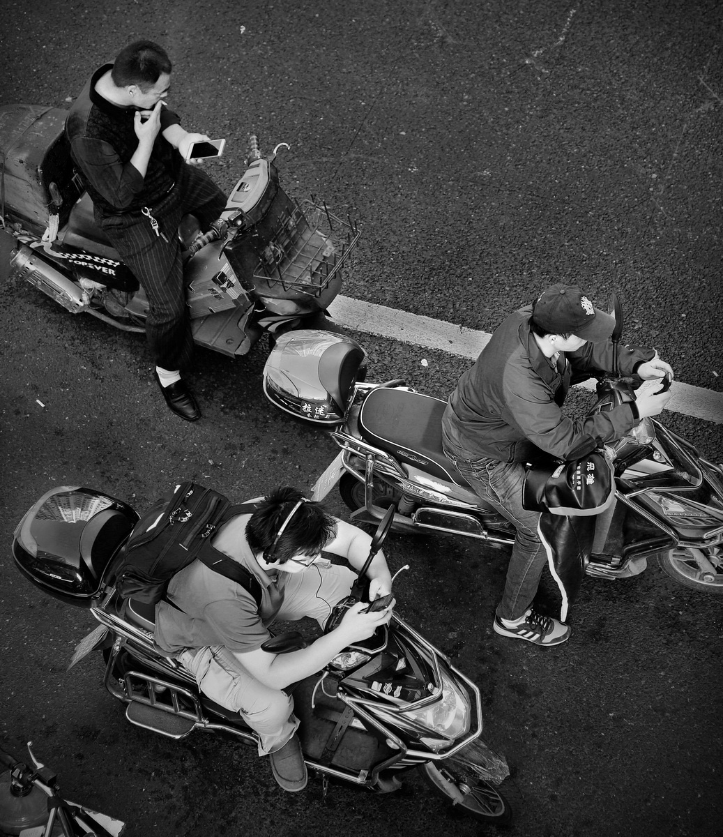 低头族 - 纪实, 上海, 城市, 我想和玛格南大师街