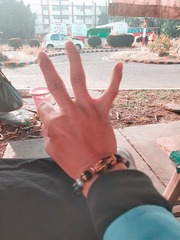 744383