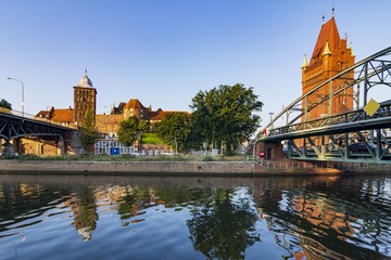 CYW_1862_