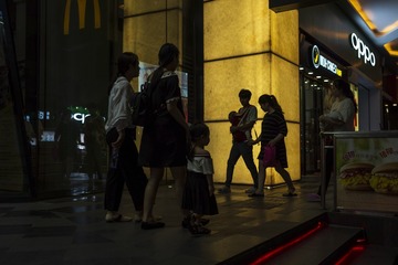 色影街头