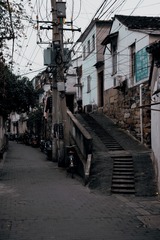 1678018