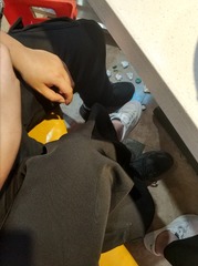 1077899