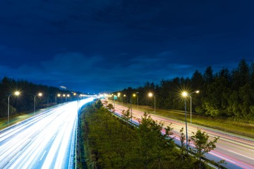 2F595AC5-5C7C-402D-9D69-2226CE332E2A/L0/001