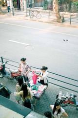 小摊 a market stall
