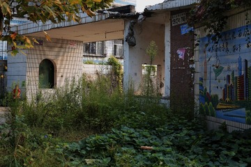 7_原高峡中学大门15年9月
