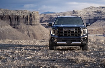 MY25_GMC_Yukon_DenaliULT_GMCB0312