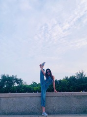 001