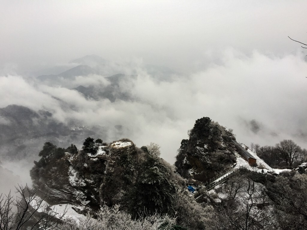 照片描述江山如画