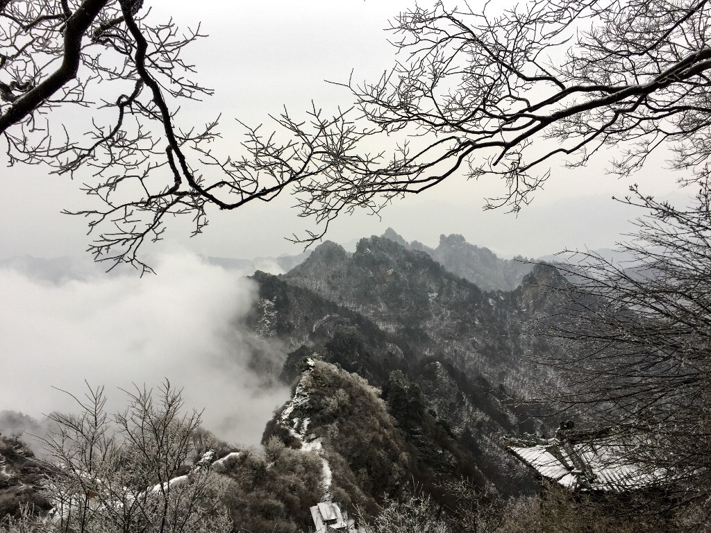 照片描述江山如画